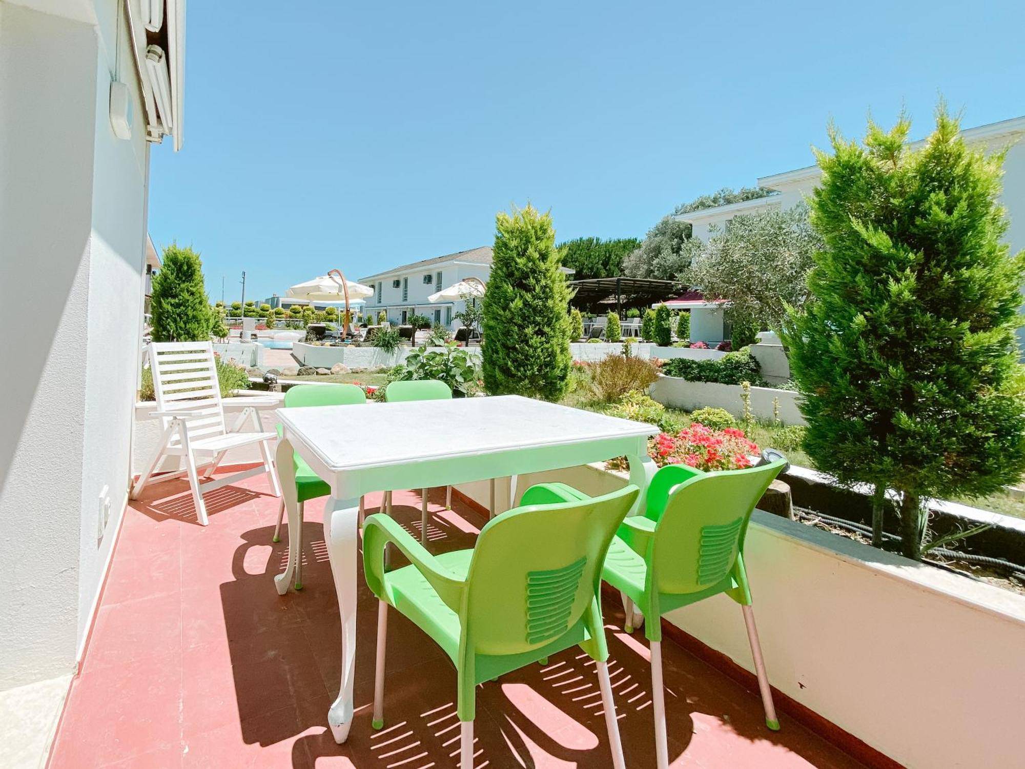 Vela Garden Resort Чесме Екстериор снимка